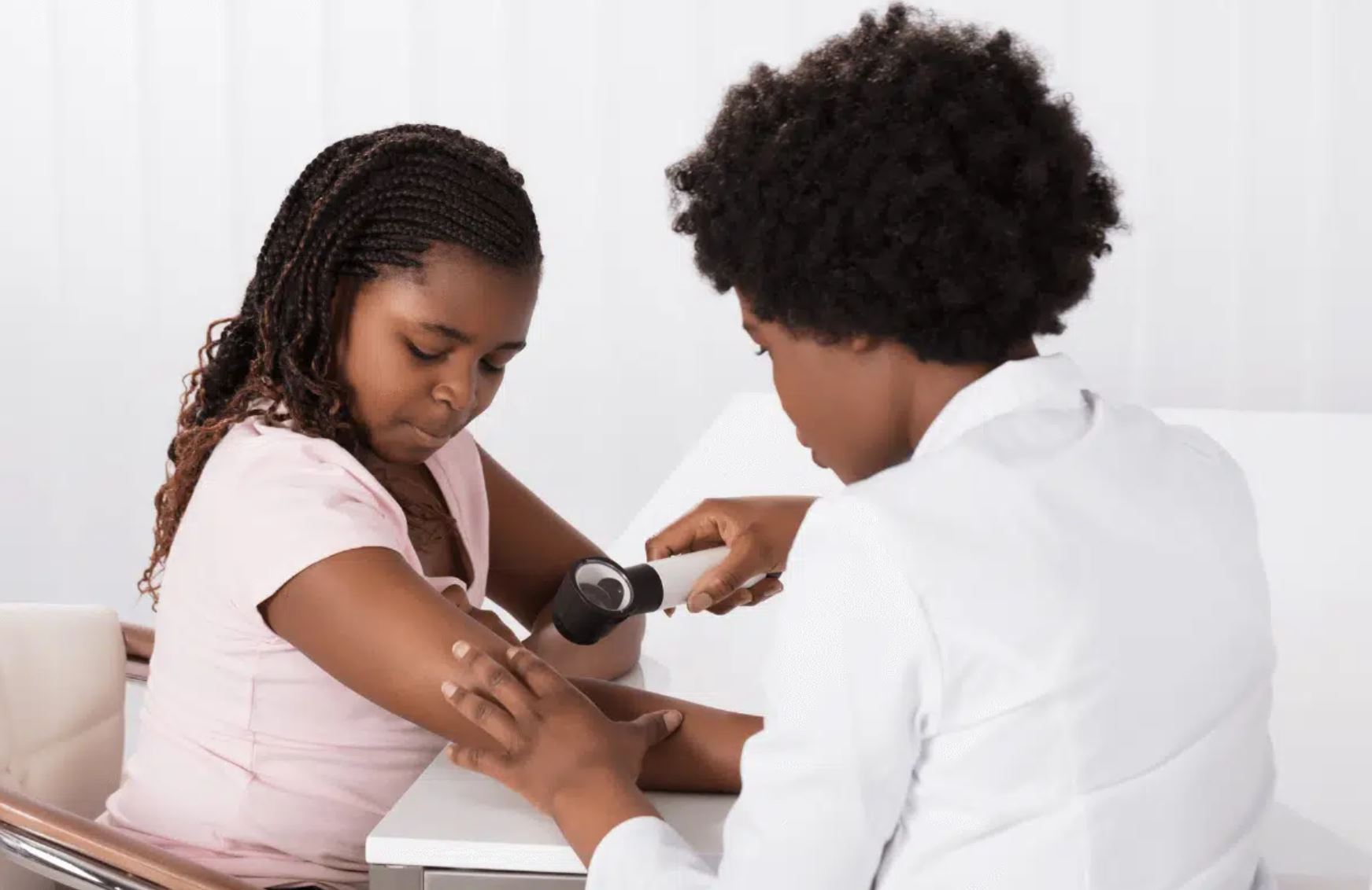 Dermatologues spécialistes de la peau noire à Montréal